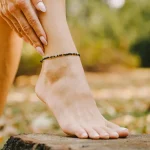 bransoletki na nogę
